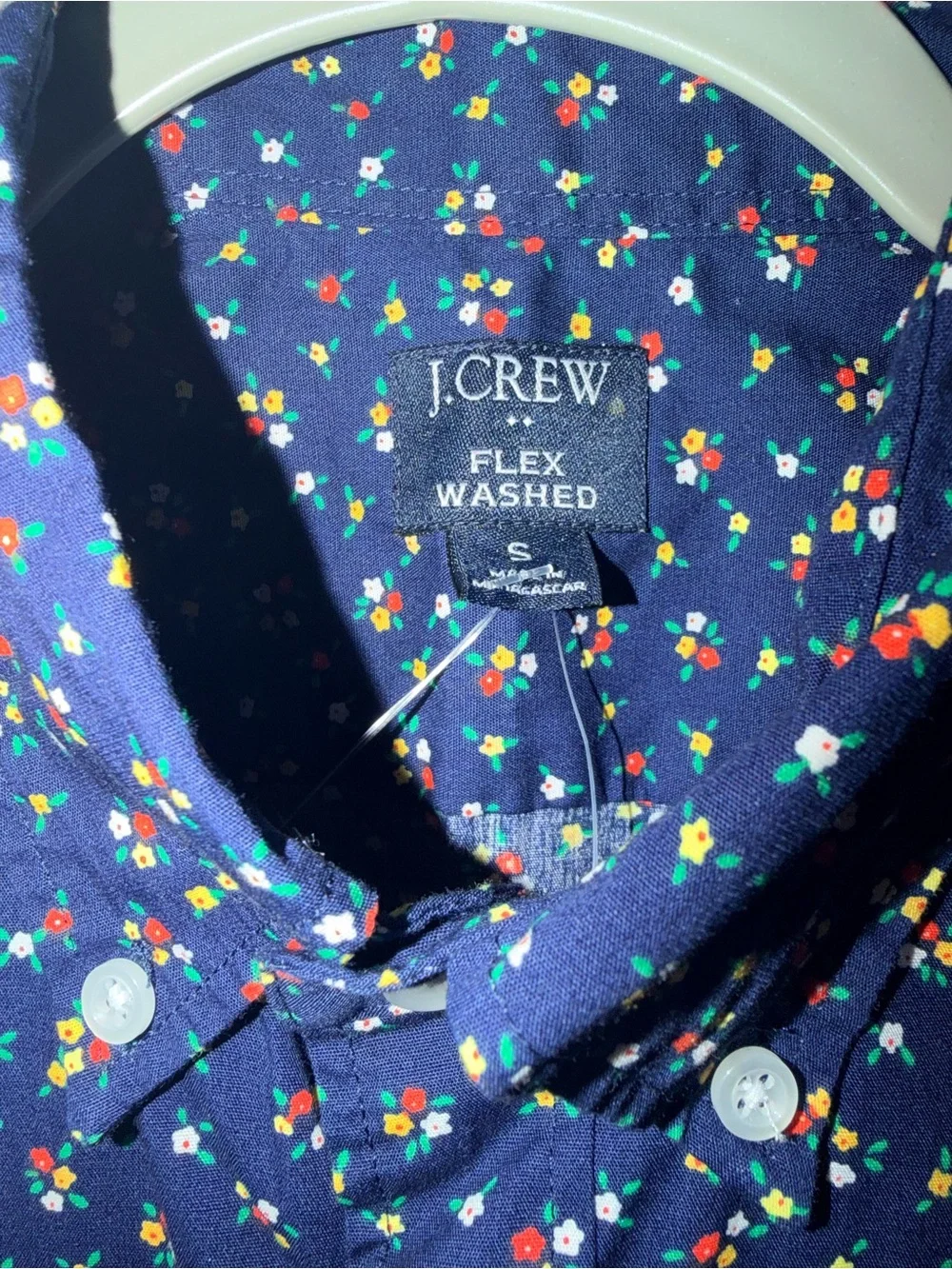 J. Crew Navy Short-Sleeve Button-Down with Mini Floral Print size Small Preppy